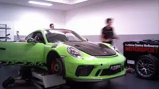 911 GT3 RS MR Conversion Time-lapse.