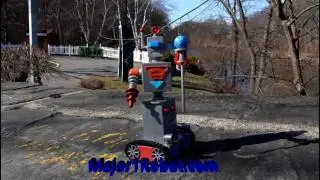 Robot build , Limited edition Robot, Zeroid like tracks, Retro Robot, Vintage Robot.