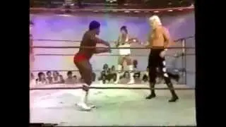Blond Bombers vs Jerry Bryant, Koko Ware (6-30-79) Memphis Wrestling