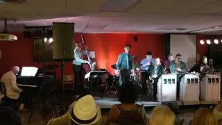 JUST SITTIN' AND A ROCKIN' - Planet D Nonet ftr TBone Paxton  (July 2017)