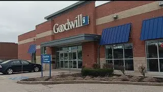 Will the Goodwill in Strongsville, Ohio be good to me??? Let's find out. 😊