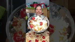 Ensalada de pi&ntilde;a y bomb&oacute;n ￼