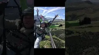 Happy client, happy pilot #ciampinoi #paragliding #mountains #valgardena #travel #seceda #corea