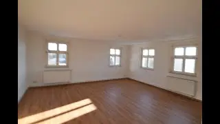 SANIERTE 3 ZKB IN VILLA * IM GRÜNEN * GARTEN * STELLPLATZ * IN TORGAU * VINYLBODEN * 35 M² STUBE