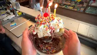 99-летний магазин мороженого