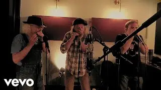 Feeling Phil Wiggins (A Tribute Times Three)