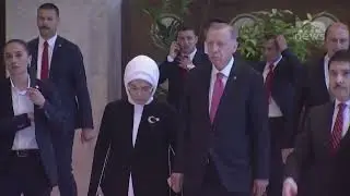 Top News - Zonjat e Para ngrihen p&euml;r Gaz&euml;n / Bashk&euml;shortja e Erdogan let&euml;r p&euml;r Melania Trump