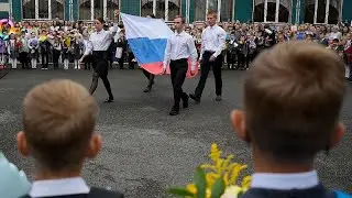 Ab sofort in russischen Schulen: Neues Geschichtsbuch und milit&auml;rische Ausbildung