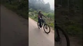 latihan kebugaran - bersepeda selama 30 menit 