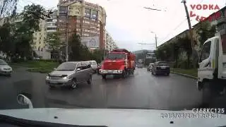 Car Crash Compilation HD #35   Russian Dash Cam Accidents NEW SEPTEMBER 2013
