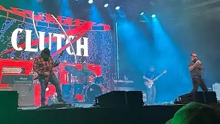 Clutch performing X-Ray Visions live at the Great Frederick Fair Grandstand, amazing performance!🤘🏼🔥