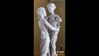Recreating an Ancient Greek statue using barbies!! 🎨🤯