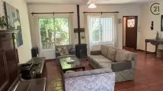 Casa en Venta de 4 Ambientes Jardin y Cochera en Beccar - San Isidro