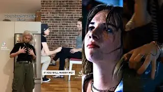 lgbtqia+ tiktoks but its mostly robin from stranger things