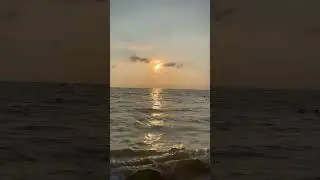 #sunset #beach #phuket #karonbeach #sunsetview #life #waves #thailand #sea