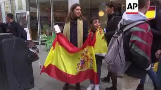 Spanish citizens protest in Brussels in front of venue