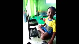 Mas Ervanka, Bikin rak meja, Buat mbah uti.