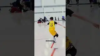 This is a 9 year old moving like this btw 🤯