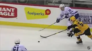 Elite NHL passing skill and deception