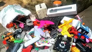 how to make awesome ideas with dc motor from scrap / breaking and opening toys / mini solar fan