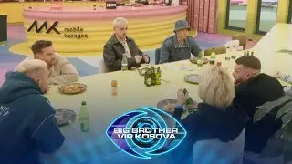 Banorët përgatisin drekën, hanë të gjithë së bashku në tavolinën e ngrënjes!
