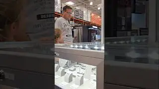 САМЫЙ ДЕШЕВЫЙ И ЛЮБИМЫЙ МАГАЗИН АМЕРИКАНЦЕВ #shorts #америка#costco#кредит