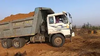 AMW truck performance in load