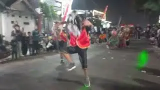 Penampilan drama reog ponorogo di karnaval dsa jenggolo th 2025 bersama pemuda ghoib #karnaval#sound