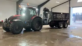K&ouml;p Traktor Valtra N154E Direct med Palms Skogsvagn p&aring; Klaravik