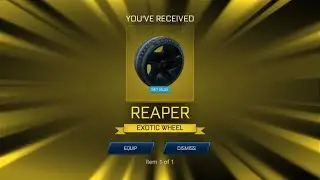 Insane Pro Present in Rocket League Sideswipe
