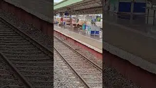🔥&hearts;️ CHALUKYA EXPRESS TIRUNELVELI - DADAR|| #shorts #railway #indianrailway