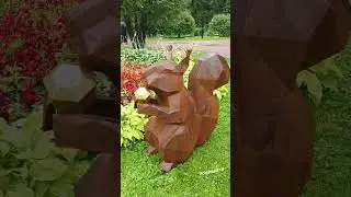 Садовая скульптура, МАФ белка, полигональная скульптура из металла