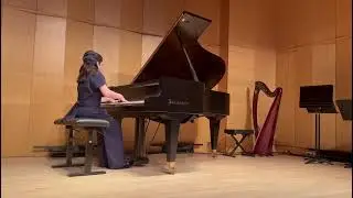 10 year  old Aya playing Chopin scherzo n. 1 in concert