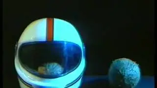 1990: Helmet Safety Campaign in India - Coconut & Hammer