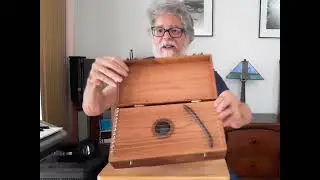 Lyre in a Box