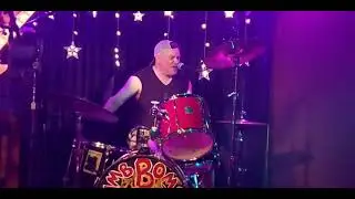 LAMB BOMBS LIVE!