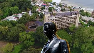 История дворца Дюкор и памятника Дж. Дж. Робертсу.