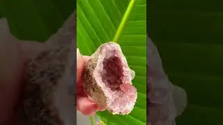 Pink Amethyst - Sending you love & high frequencies #spiritualhealing #spiritualawakening #soul