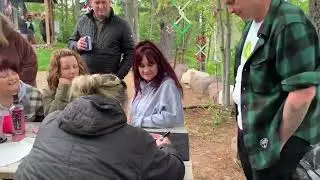 CLOSE UP MAGIC WITH CRAZY REACTIONS!! THE COIN BENT IN HER HANDS!!