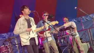 Wave Chase - ' Talk Tonight'