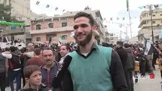 خروج مظاهرة في مدينة كفرتخاريم غربي إدلب إحياء للذكرى 12 لانطلاق الثورة السورية