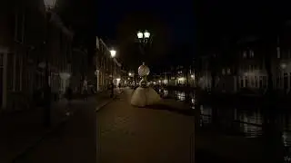 Mystery Woman & Her Giant Hourglass Dress - Utrecht by Night #Shorts #veo3
