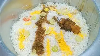Bade gosht ki biryani | Beef biryani ki recipe | Beef biryani banane ka tarika | Cook with waqas