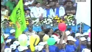 PHYSICALLY DISABLED AND SENIOR CITIZENS SHINE AT MUMBAI MARATHON 2012
