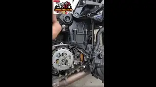 cambiando resortes de embrague a kawasaki z400 mejoro much&iacute;simo 2024