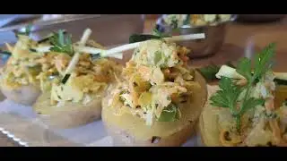 фаршированный картофель с овощами