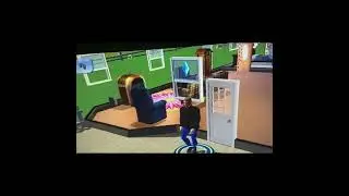 Sims på ps2 mom  og Thomsen bor sammen og Mini kommer på besøg min søster 