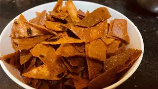 Snacks with leftover chapati | chapati chips | Quick and easy snacks #snacks #chips #chapati #snack 