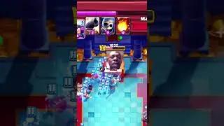 Skeleton King AFTER DEATH = BROKEN?? Clash Royale #clashroyale #clashroyaleshorts #gaming #crshorts