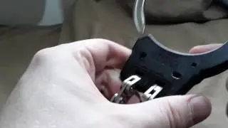 🚨🇺🇸 USA Police - ASP Hinged Handcuffs Model 200 NIJ Certified So smooth operation!